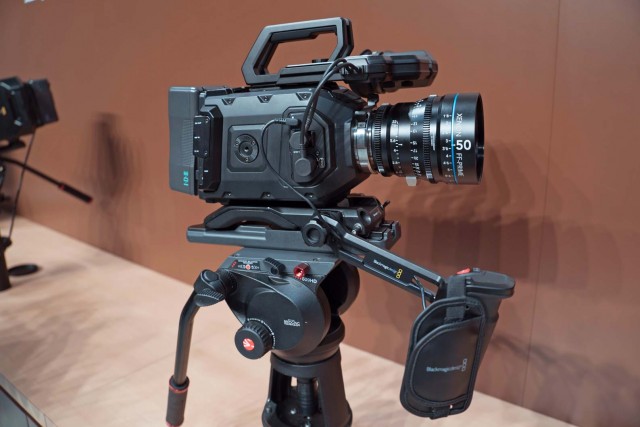URSA Mini with Shoulder Kit (helpful Hirth-tooth rosettes on camera right side of body and both sides of kit).